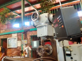 Stanko Import toolroom  milling machine - DRO - Vice - Dividing  head