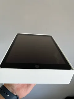 iPad 9th Gen (64GB) bundle