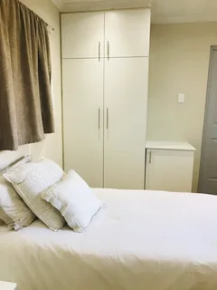 Furnished Batchelor flat in Durban North