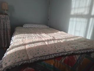 Comforters (blankets)