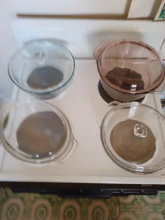 Ovenware, Pyrex Dishes and Anchor Hocking (Fire King),  large dishes with lid.