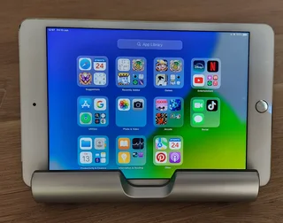 New I-Stick Aluminium STAND for e-devices, Tablet, iPad, Kindle, eReader STAND.