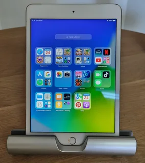 New I-Stick Aluminium STAND for e-devices, Tablet, iPad, Kindle, eReader STAND.