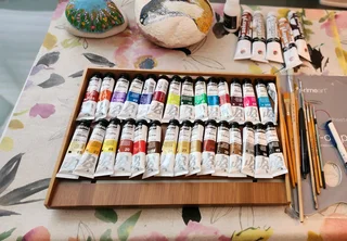 New Gadget tray. Never loose your keys and wallet again! Walnut and bamboo available.New Gadget Tray