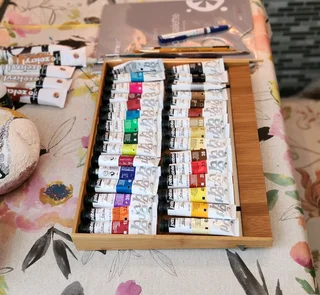 New Gadget tray. Never loose your keys and wallet again! Walnut and bamboo available.New Gadget Tray