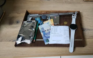 New Gadget tray. Never loose your keys and wallet again! Walnut and bamboo available.New Gadget Tray