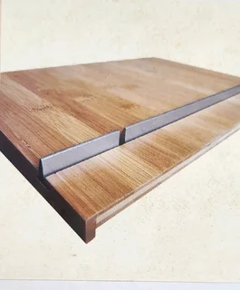 New Gadget tray. Never loose your keys and wallet again! Walnut and bamboo available.New Gadget Tray