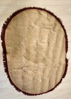 Carpet 182x134cm.Collect in Table View