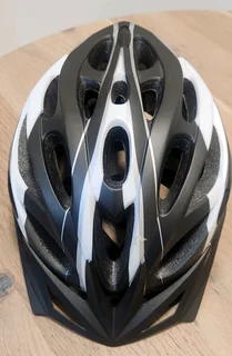 Bicycle helmet, adult