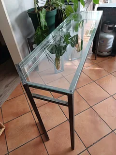 Entrance table or TV unit