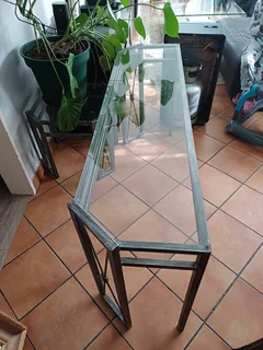 Entrance table or TV unit