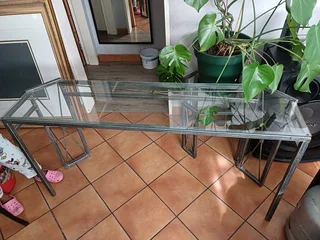 Entrance table or TV unit