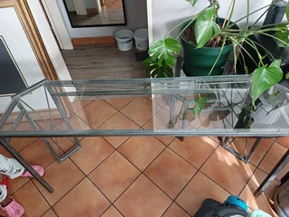 Entrance table or TV unit