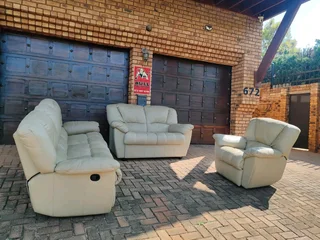 Genuine leather recliners (3.2&amp;1) 3 seater needs some attention