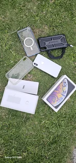 IPhone XS Maxi 64gb, battery healthiness 100%(replaced)