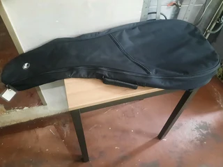 Acoustic 6 String Guitar with Bag