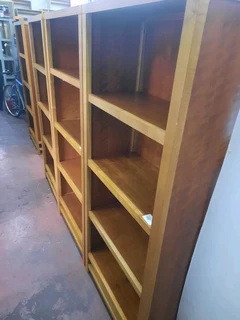 Bookshelves-Drexel-Heritage R2000