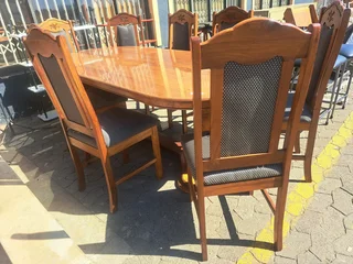 Dinning Suite for R8000 negotiable!!!
