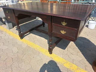 Writing Desk for R3850