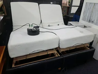 Slumberflex Bed with remotes for R31500