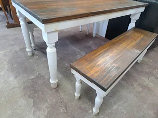 Dinning Table with Bench for R3000
