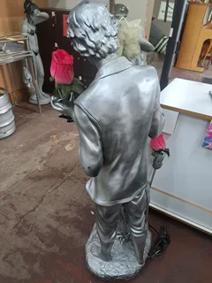 Statue for R950
