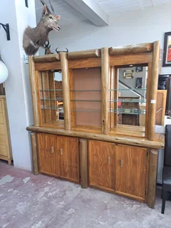 Log Wood Bar Display for R2500