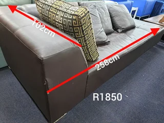Chaise in Bonded leather for R1850