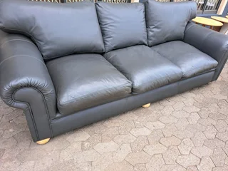Couch for R4500