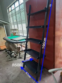 Bookshelf for R500