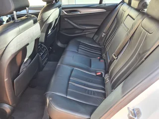 BMW 520d M (G30) - with My BMW Service plan with BMW until March 2027, 4 new Tyres, Brakes serviced!