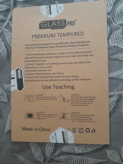 Anti glare screen protector for laptop