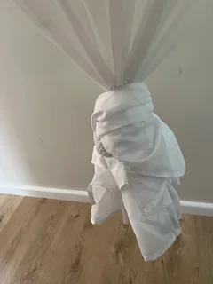 Hanging mosquito net