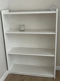 Bookshelve - Ad posted by Lindsey