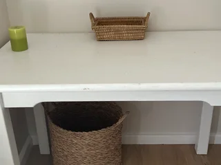 Desk - Ad posted by Lindsey