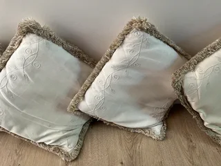 6 textured scatter cushions