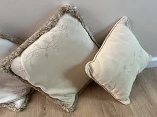 6 textured scatter cushions