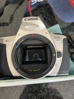 Canon Eos 300 Camera