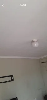 2 bedroom house to rent in Umlazi D section opposite Metro police station