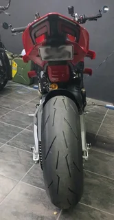 2025 Ducati Streetfighter V4S