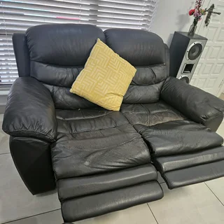 3 PCE Leather Lounge Suite - 5 Action