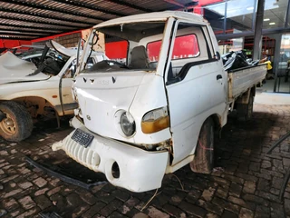 H100 Hyundai 2.5d stripping for spares