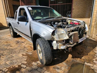 Isuzu 3.0td (4JH1) 4x4 Stripping for Spares