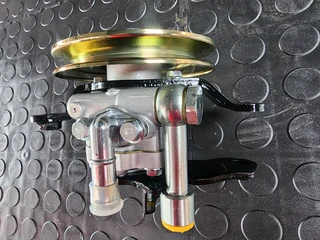 Nissan 2.7d (td27) Power steering pump available
