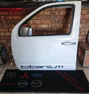 Navara Front Door shell