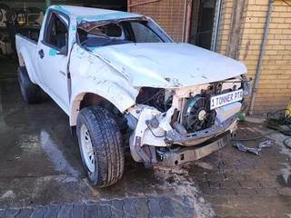 Gwm steed 5 2.0ltd breaking for spares