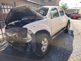 Nissan Navara 2.5td (Yd25) breaking for spares