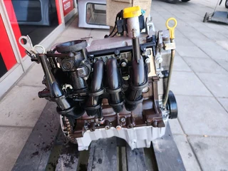 Nissan Np200 1.6 8v Engine Available