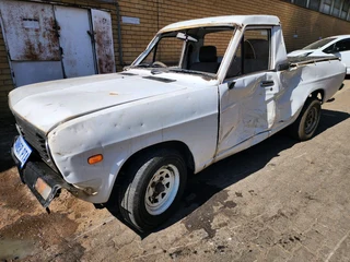 2008 Nissan 1400 breaking for spares