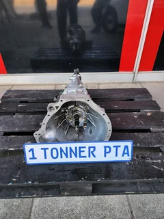 Nissan 1400 5 speed gearbox available.